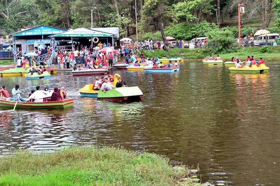 Tourists for regulation of boat clubs at Kodaikanal lake