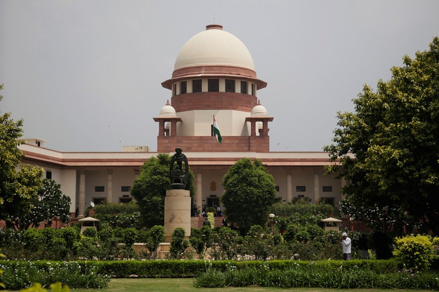 Top SC Lawyers Oppose ‘Erroneous’ Reference to Wider Issues in Sabarimala Case Review